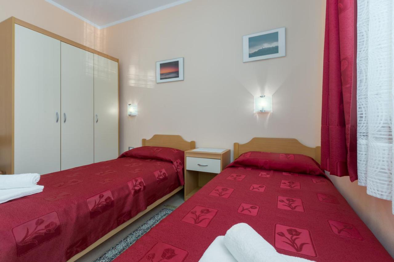 Apartments Maria Poreč Dış mekan fotoğraf